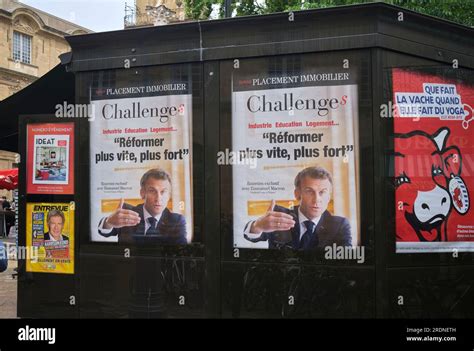 Political Posters Hi Res Stock Photography And Images Alamy