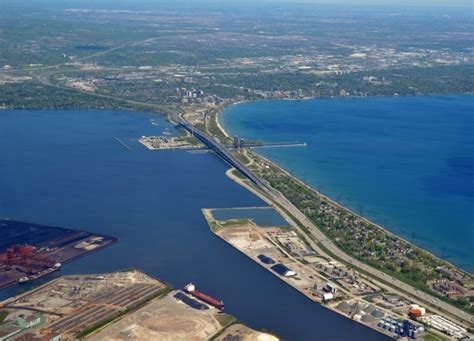 4 Reasons Why You Should Be Living In Burlington - Molinaro