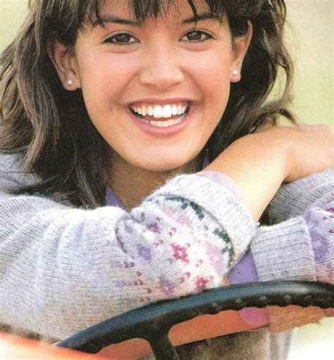 Pin By Gael S On Guardado R Pido Phoebe Cates Phoebe Cates