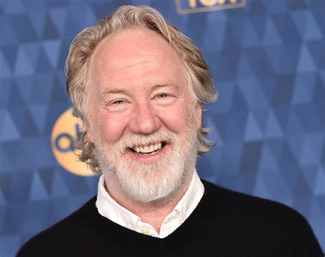 US Marshals Join Hunt as Famous Actor Flees Arrest - JFeed