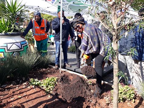 eKhaya : an urban regeneration project in Johannesburg, South Africa