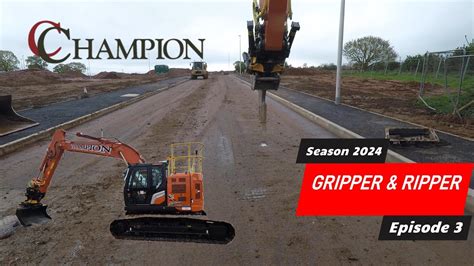 Gripper Ripper Excavator Hitachi ZX225 Tiltrotator Engcon Leica GPS