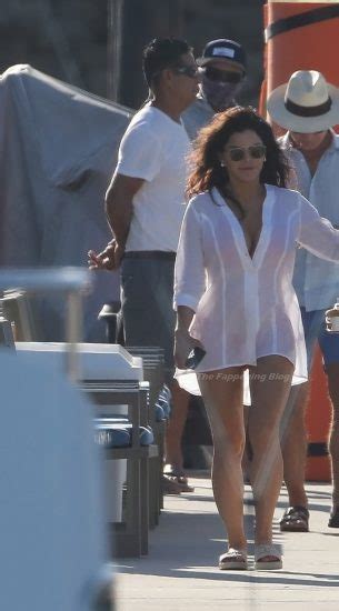 Jeff Bezos Nude Pics Sex Tape Leaked By Lauren Sanchez