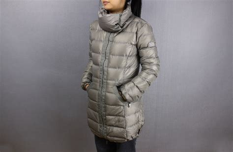 Купить Женский пуховик Соединенные Штаты Армани Армани эксчендж топор ...