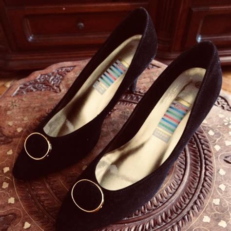 Новые замшевые туфли на шпильке Италия – купить в Москве, цена 1 000 ...