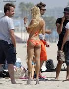 Shauna Sand Bikini Ass Hitting The Beach In Venice The