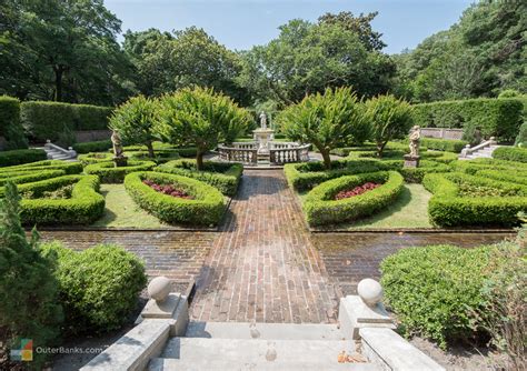 Elizabethan Gardens - OuterBanks.com