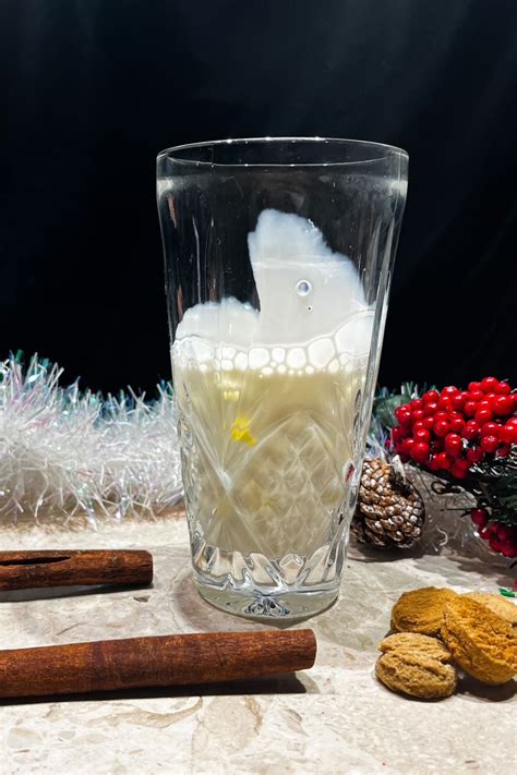 Gingerbread Martini For The Holidays