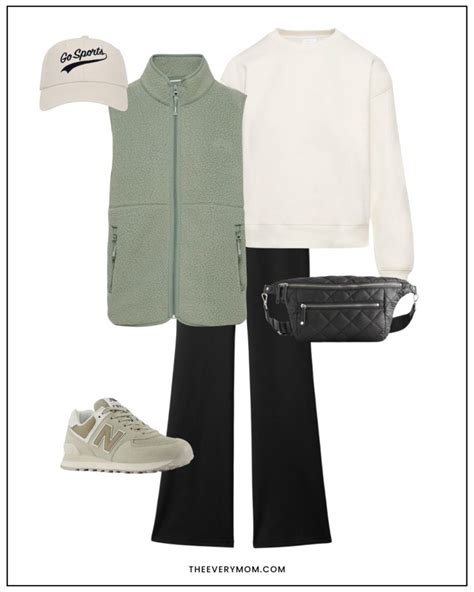 7 School Event Outfits for Moms to Wear This Year