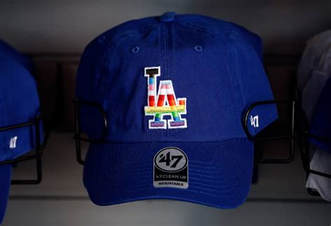 Andy Cohen Recreates Steamy Nude Photo After 30 Years The Pink Times