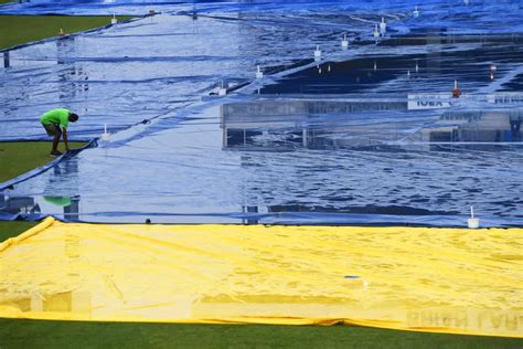 Puddles Formed All Around The Outfield Espncricinfo