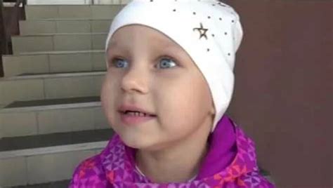 Видео Алиса идёт лечить зубки !! Записали Алису на развивающие занятия ...