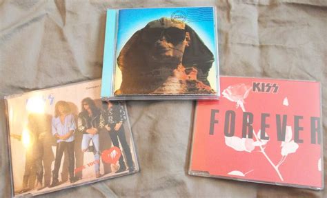 REVIEW KISS Hot In The Shade 1989 Mikeladano