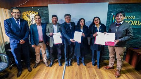 Gobierno Regional Cusco hará realidad carretera Huarocondo Zurite