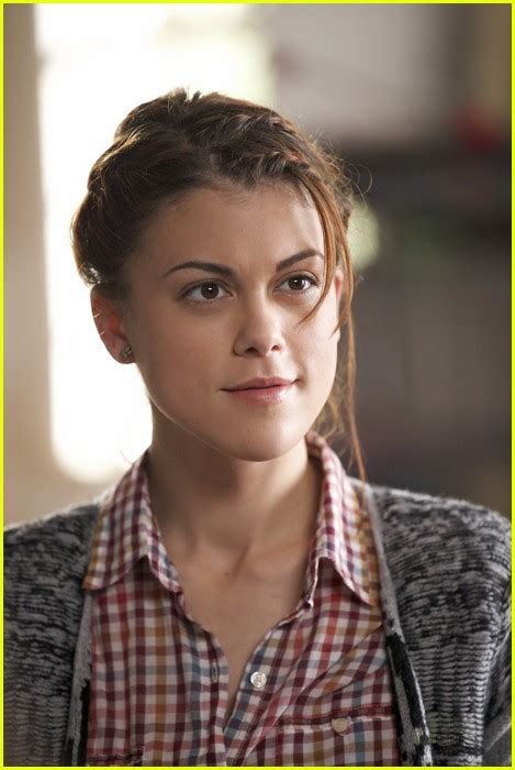 Lindsey Shaw Hands Naked Onlyfans