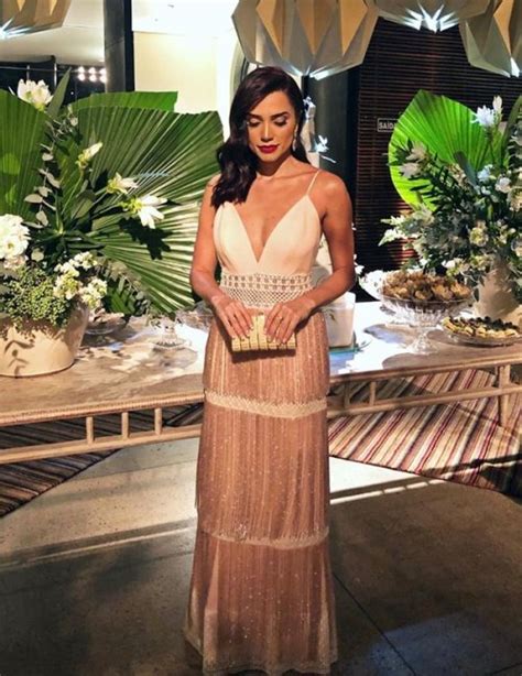 Inspira Es De Vestido Nude Pronta Pra Festa