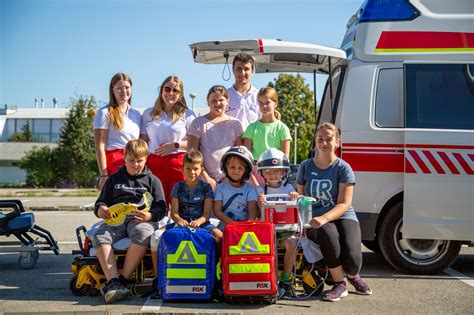 Kinderferienprogramm Ferienprogramm Beim Roten Kreuz Altheim Braunau