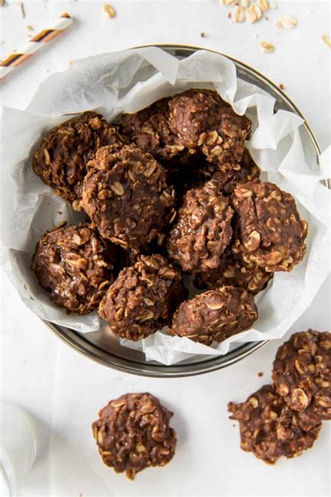 Easy No Bake Chocolate Oatmeal Cookies Spoonful Of Flavor