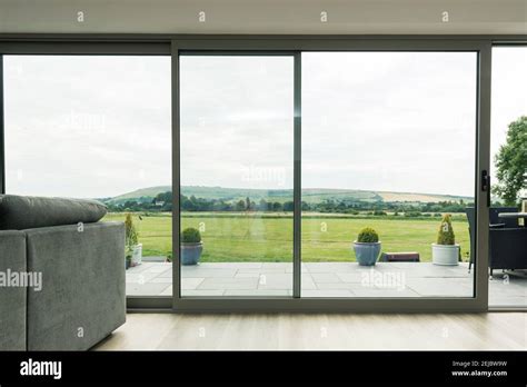 Patio Doors Garden Hi Res Stock Photography And Images Alamy