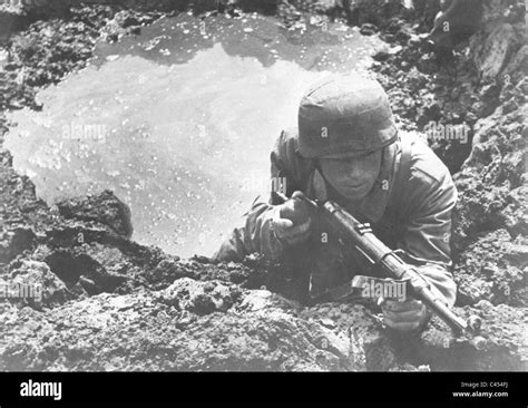 Monte cassino 1944 battle hi-res stock photography and images - Alamy