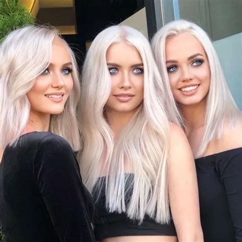 Blonde Cuties Scrolller