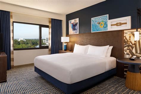 DoubleTree Suites By Hilton Orlando / Disney Springs - An Open Suitcase