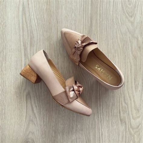 Zapatos nude con moño en cuero Calzado Nanys