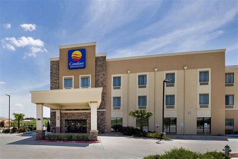 COMFORT INN & SUITES VICTORIA NORTH $81 ($̶9̶6̶) - Updated 2022 Prices ...