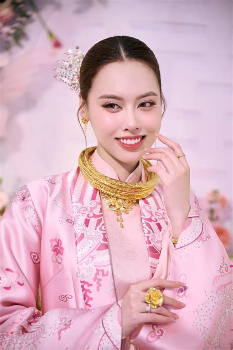 Hot H U Vbiz C Ng Khai Ch Ng Doanh Nh N Trong L N H I B M T V Ng S Nh L Tr U C G Y Cho Ng