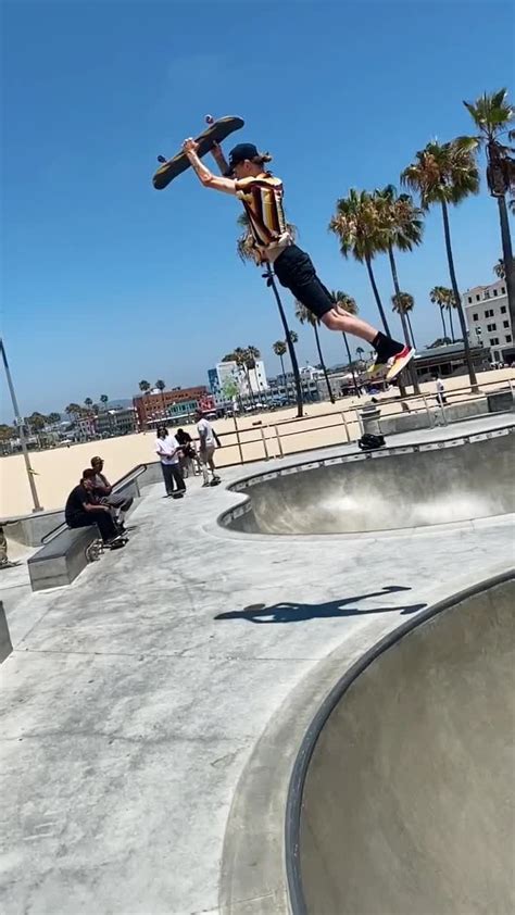 Skateboarding Tricks at Venice Beach