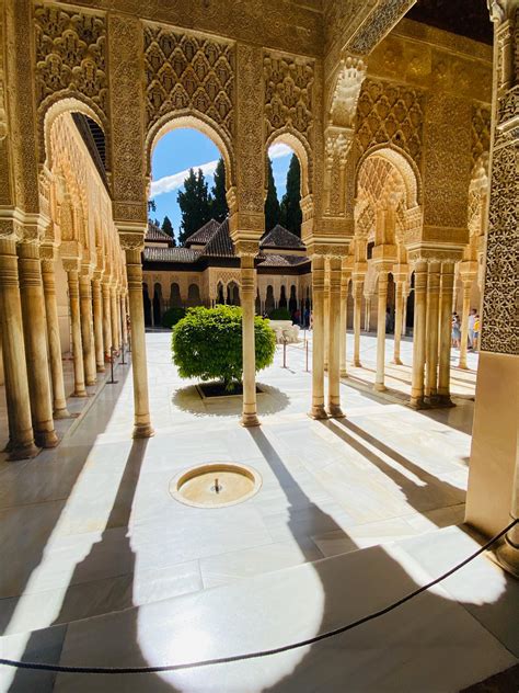 Visita guiada Alhambra en grupo - Discovering Spain