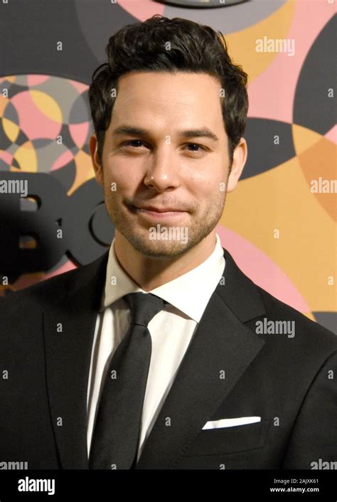 Ator Skylar Astin - Beverly Hills, California, USA 5th January 2020 Actor Skylar Astin ...