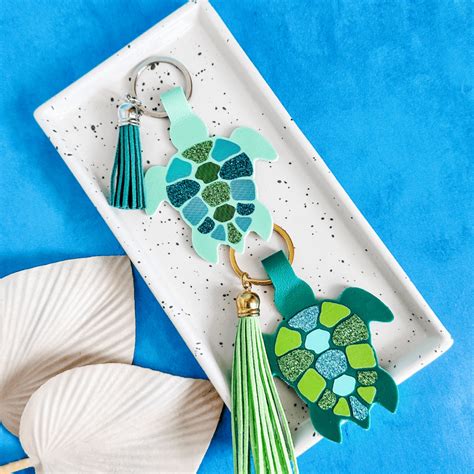 How To Make A Penguin Keychain Amy Romeu