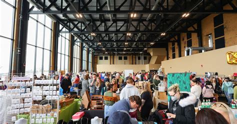 Holiday T Shows Your Guide To Shopping And Ting Local