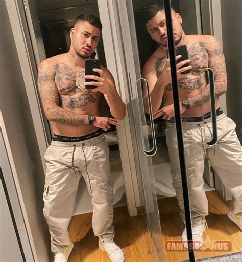 Suposta Nude De Kevinho Que Tomou As Redes Esse Find