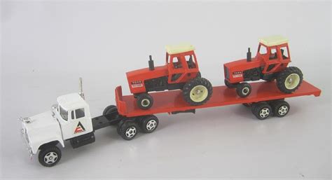 1/64 Ertl Semi Trucks album | Aztom | Fotki.com, photo and video sharing made easy.