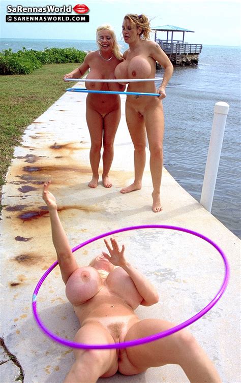 Chesty Sarenna Lee Her GFs With Oiled Big Tits Play With Dildos At