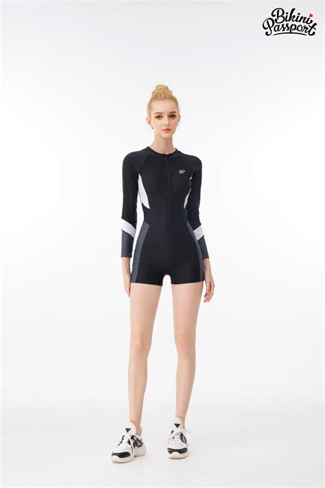 B I N Bikini Passport Ki U M T M Nh Qu N Short O Tay D I C Kho Ki U Sport M U En