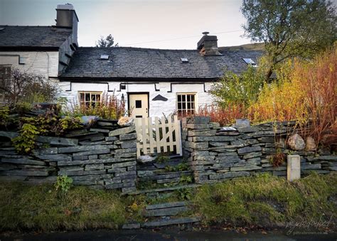 Daily Timewaster Cabin Or Cottage Porn