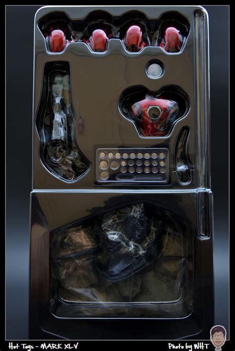 Hot Toys Mark