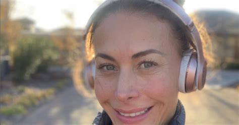 Vanessa Guzm N Posa En Bikini Presumiendo Cuerpazo