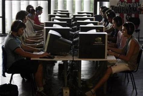 Dân Đức mê internet hơn sex