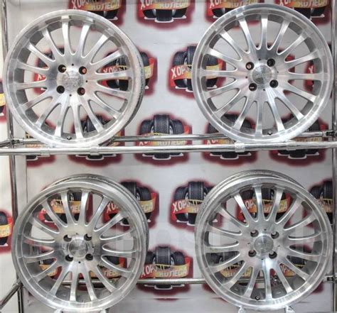 Фирменное литьё AMD R17 4x100 оригинал из Японии, 17", 1 шт, Ширина ...