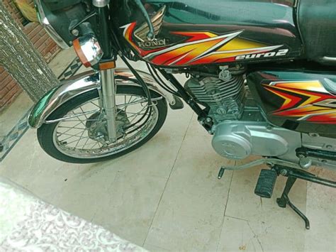 Honda CG125 - Standard - 1077053189