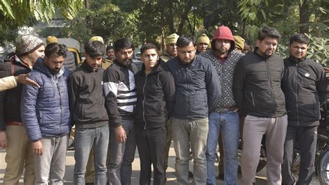 Dating App Blackmailing By Nude Film Shoot Ghaziabad Police Arrests Gang Members