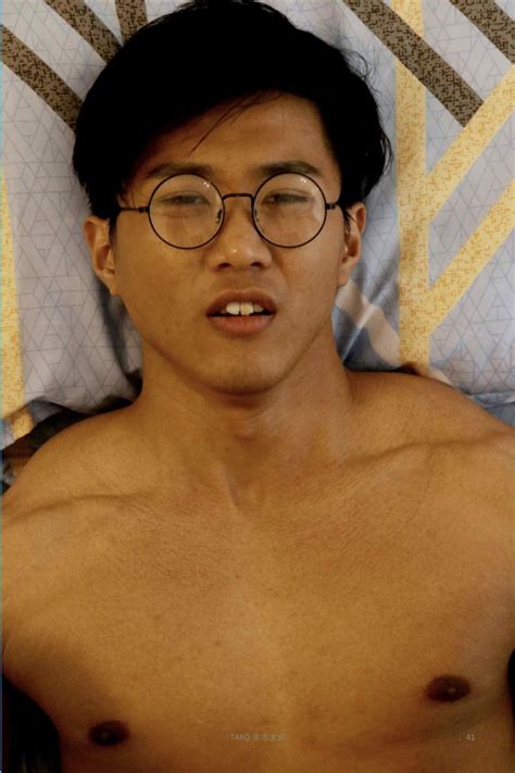 Taro Electrician Hot Boy Kerson Tan Photo Boyfriendtv