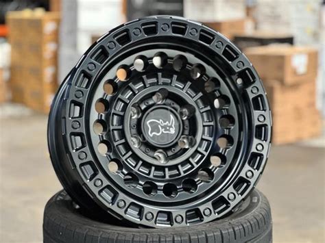 New 17 Black Rhino Sentinel Rim Raptor Ranger Dmax Car Accessories