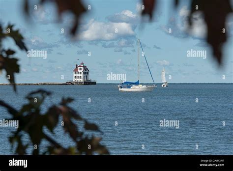 Lorain Ohio Lighthouse Hi Res Stock Photography And Images Alamy