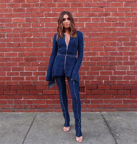 Rozalia Russian – Inside The Life Of The Blogger