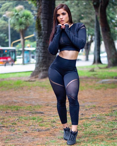 Valentina garzon | Scrolller